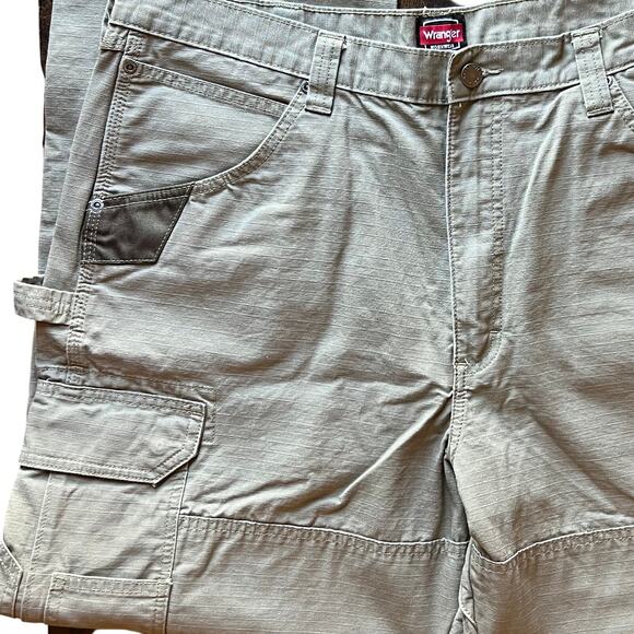 Wrangler Workwear Ripstop Ranger Cargo Work Pant men’s 38x32 WMWR1BR - Picture 6 of 9